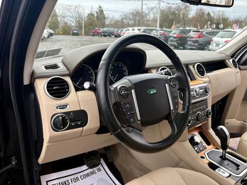 Used 2013 Land Rover LR4 HSE image 16