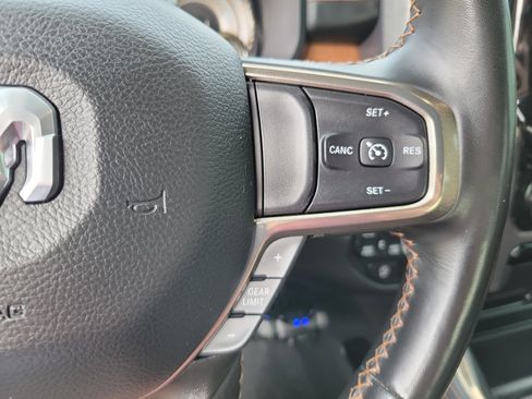 Used 2022 RAM 1500 Limited image 16