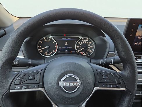 New 2026 Nissan Altima 2.5 SV FWD image 24