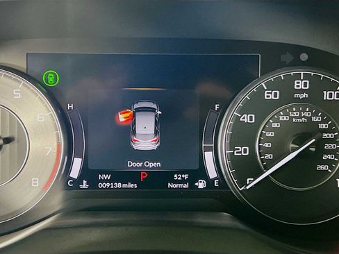 Used 2025 Acura RDX SH-AWD w/ Technology Package image 12