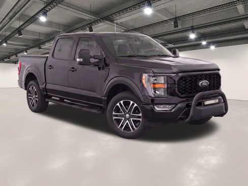 Used 2023 Ford F150 XL w/ STX Appearance Package RWD image 2