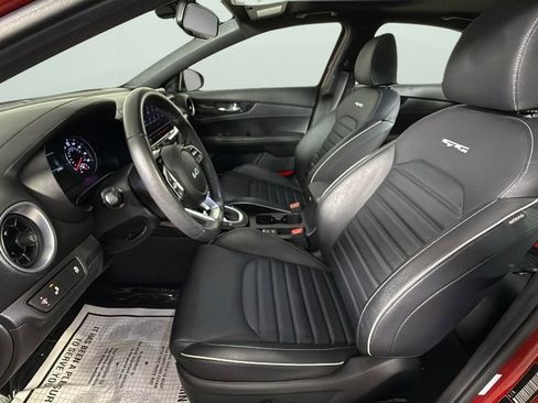 Used 2024 Kia Forte GT-Line w/ GT-Line Premium Package image 17