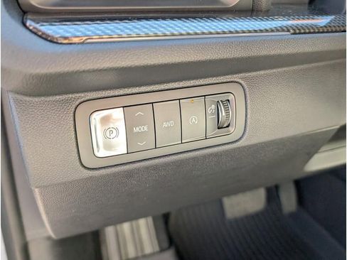 New 2026 Chevrolet Traverse High Country w/ LPO, Floor Liner Package image 16