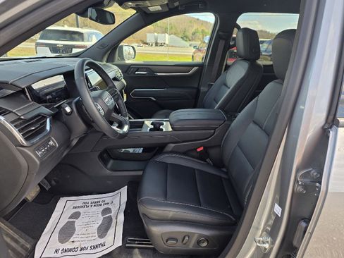 New 2025 GMC Acadia Elevation w/ Elevation Premium Package image 12