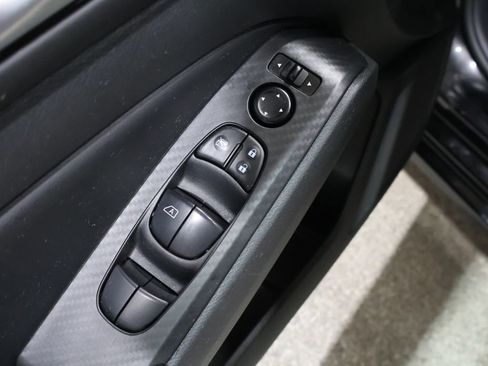 Used 2024 Nissan Altima 2.5 SV image 14