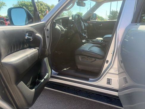 Used 2024 Nissan Armada SV RWD image 15