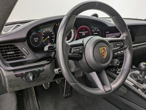Certified 2022 Porsche 911 GT3 image 6