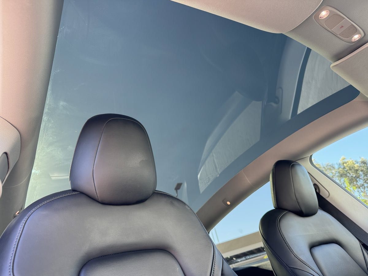 Used 2021 Tesla Model Y Long Range AWD/4WD image 17