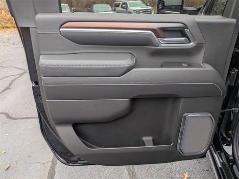 New 2026 GMC Sierra 3500 Denali w/ Denali Reserve Package image 29