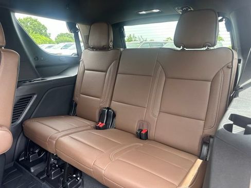 New 2026 Chevrolet Tahoe High Country AWD/4WD image 14