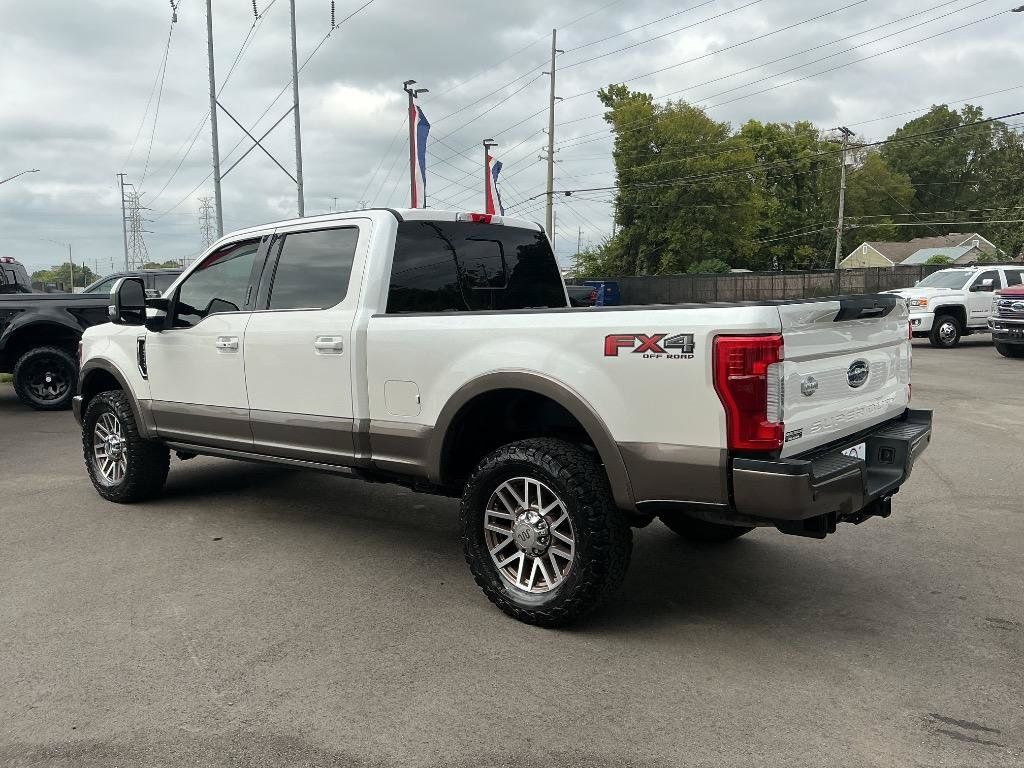 Used 2018 Ford F250 King Ranch w/ King Ranch Ultimate Package AWD/4WD image 4