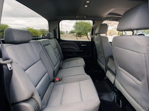 Used 2017 GMC Sierra 2500 2WD Crew Cab w/ Sierra Convenience Package image 25