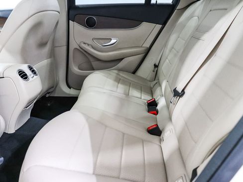 Certified 2022 Mercedes-Benz GLC 300 image 19