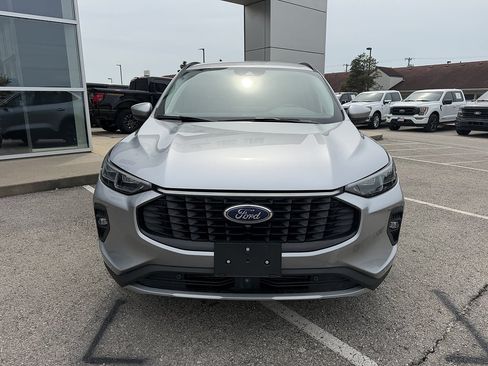 Used 2024 Ford Escape Platinum AWD/4WD image 8