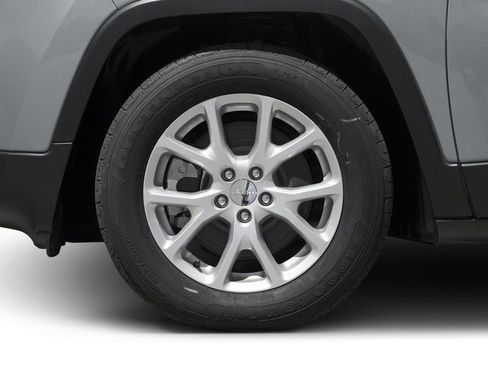 Used 2016 Jeep Cherokee Sport image 14