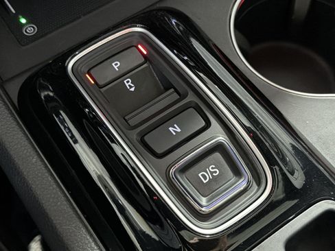 Used 2025 Honda Pilot Black Edition image 22