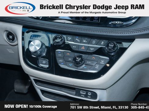 Used 2020 Chrysler Pacifica Limited w/ Advanced Safetytec Group image 21