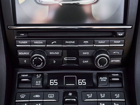 Used 2014 Porsche 911 Turbo S AWD/4WD image 62