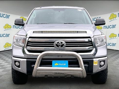 Used 2017 Toyota Tundra SR5 AWD/4WD image 2