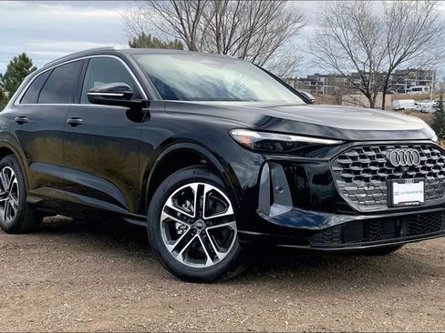 New 2025 Audi Q5 Prestige image 2