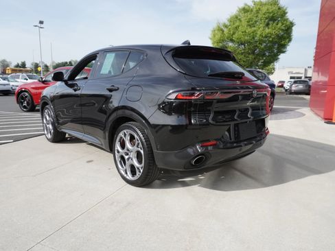 Used 2024 Alfa Romeo Tonale Veloce image 9