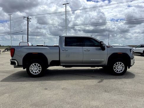 Used 2024 GMC Sierra 3500 SLE w/ SLE Value Package AWD/4WD image 6