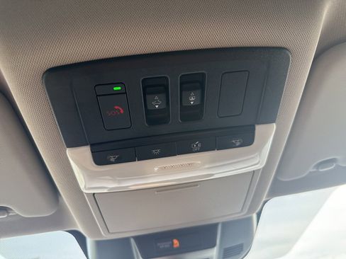 Used 2023 Nissan Rogue Platinum w/ Platinum Premium Package image 24