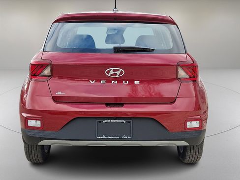New 2026 Hyundai Venue SE image 6