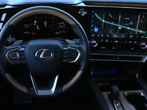 Used 2026 Lexus RX 350 Premium Plus w/ Accessory Package (Z1) image 12