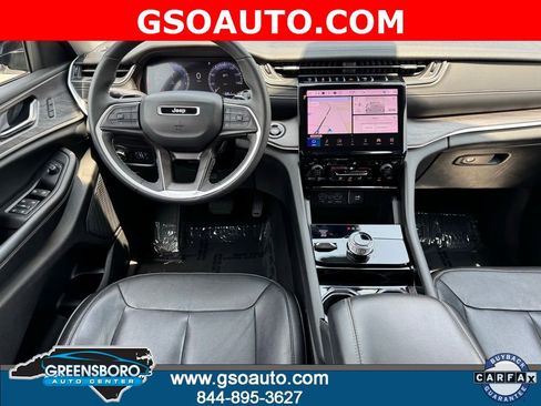 Used 2023 Jeep Grand Cherokee Limited image 21