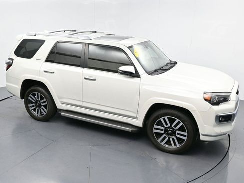 Used 2019 Toyota 4Runner Limited AWD/4WD image 48