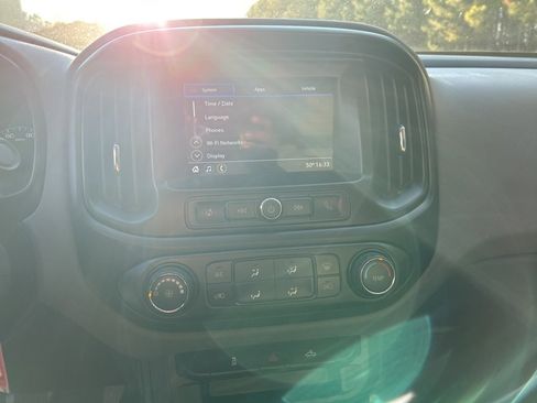 Used 2019 Chevrolet Colorado W/T image 7