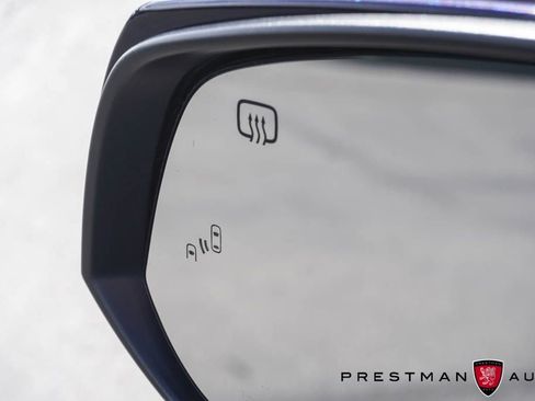 Used 2025 Toyota Sienna XLE w/ XLE Plus Package image 22