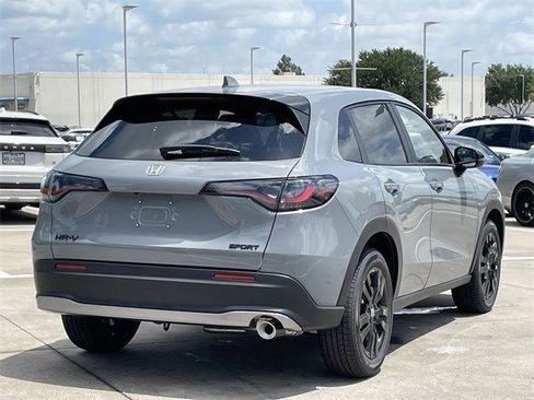 New 2026 Honda HR-V Sport image 4