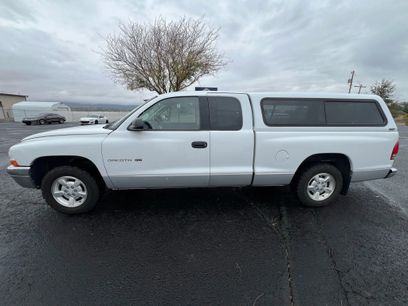 Used 2001 Dodge Dakota 2WD Club Cab
