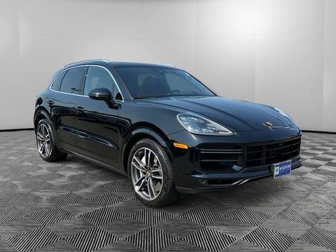 Used 2023 Porsche Cayenne Turbo AWD/4WD image 7