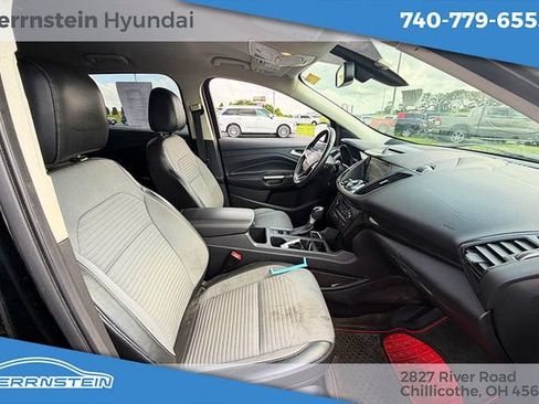 Used 2017 Ford Escape Titanium AWD/4WD image 30