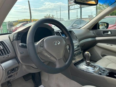 Used 2012 INFINITI G37 x Sedan w/ Premium Pkg AWD/4WD image 11
