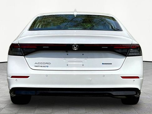 Used 2023 Honda Accord EX-L image 7