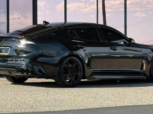 Used 2020 Kia Stinger GT1 RWD image 12