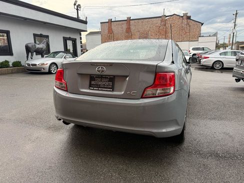 Used 2011 Scion tC FWD image 3