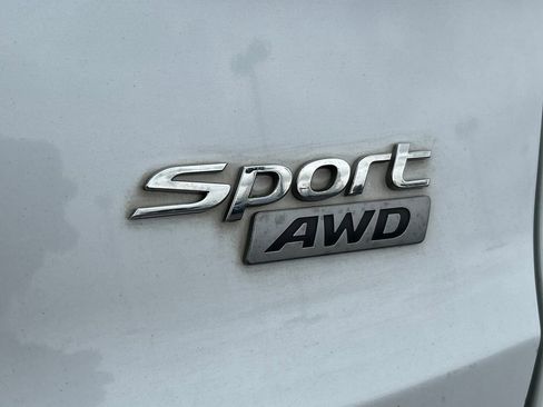Used 2018 Hyundai Santa Fe Sport AWD/4WD image 24
