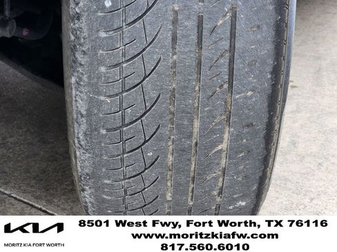 Used 2023 Kia Telluride EX w/ EX Captain's Chair Package AWD/4WD image 10