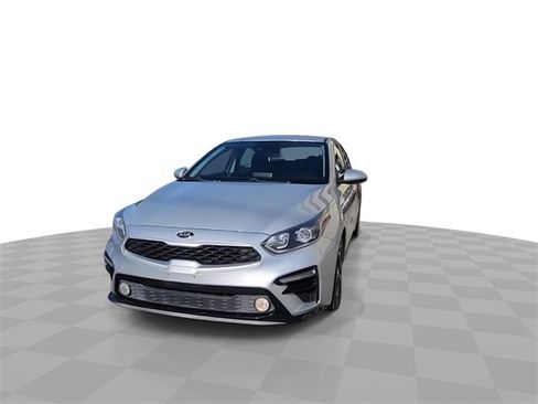 Used 2019 Kia Forte LXS image 3