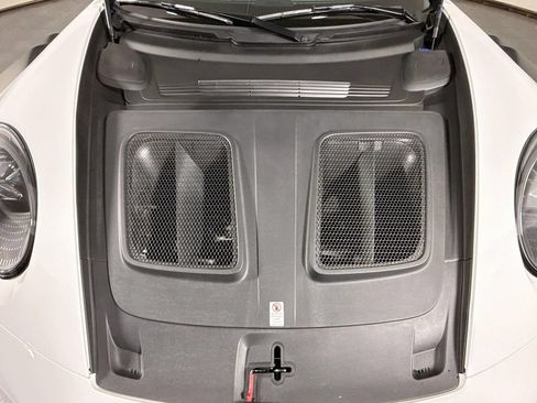 Certified 2025 Porsche 911 GT3 RS RWD image 28