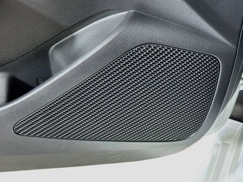 Used 2022 Toyota Corolla LE FWD image 14