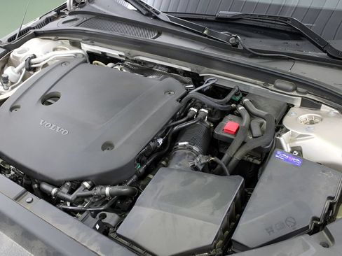 Certified 2023 Volvo S90 B6 Plus w/ Protection Package Premier AWD/4WD image 48