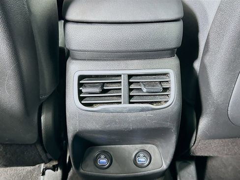 Certified 2023 Hyundai Santa Fe SEL image 25