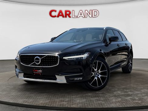 Used 2018 Volvo V90 T6 Cross Country w/ Convenience Package AWD/4WD image 1
