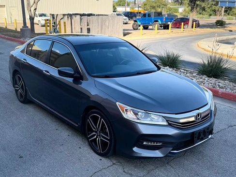 Used 2016 Honda Accord Sport image 16